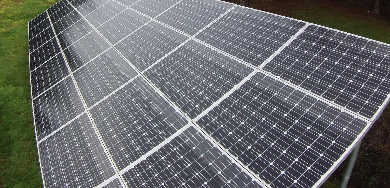 large oregon solar panel installation