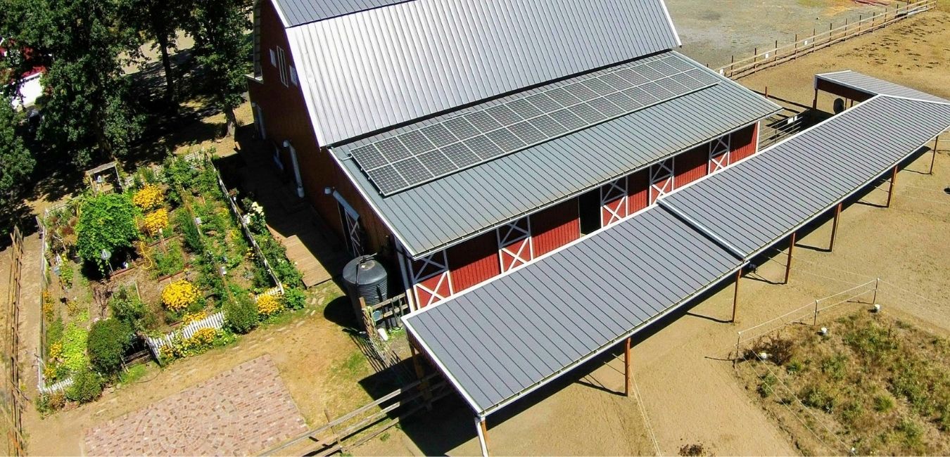 solar pv array on a metal barn roof in Washington state